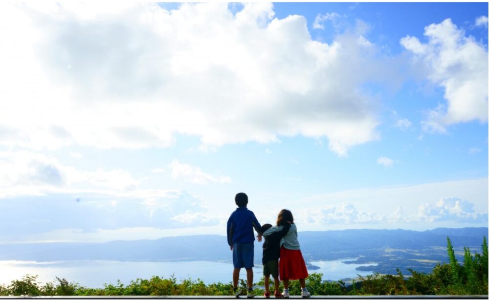 ドンデン高原ロッジのキャンプ＆宿泊で佐渡も新潟も見渡そう！／佐渡市